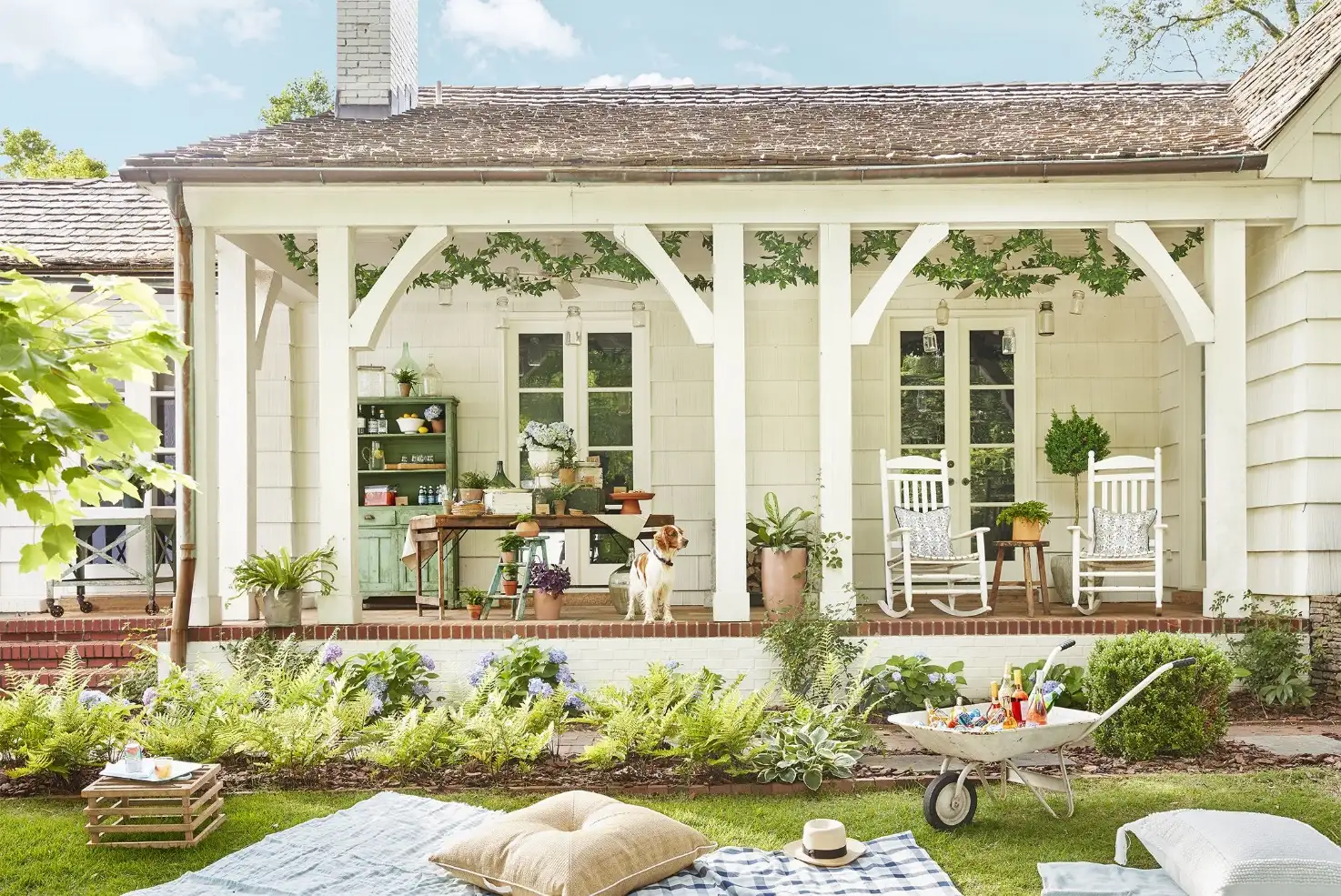 French Country Porch Décor