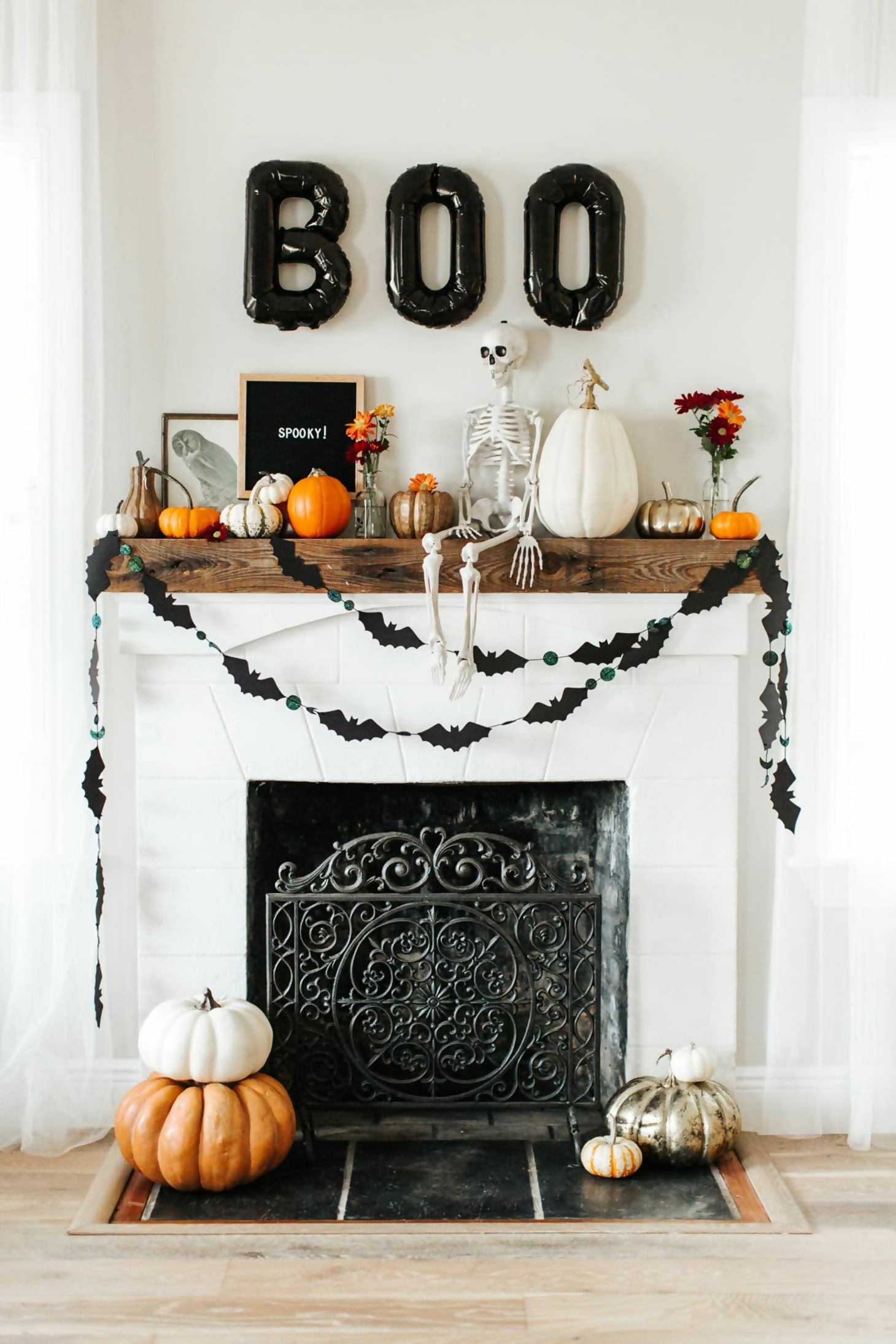 Ghouls And Giggles: Halloween Living Room Decor