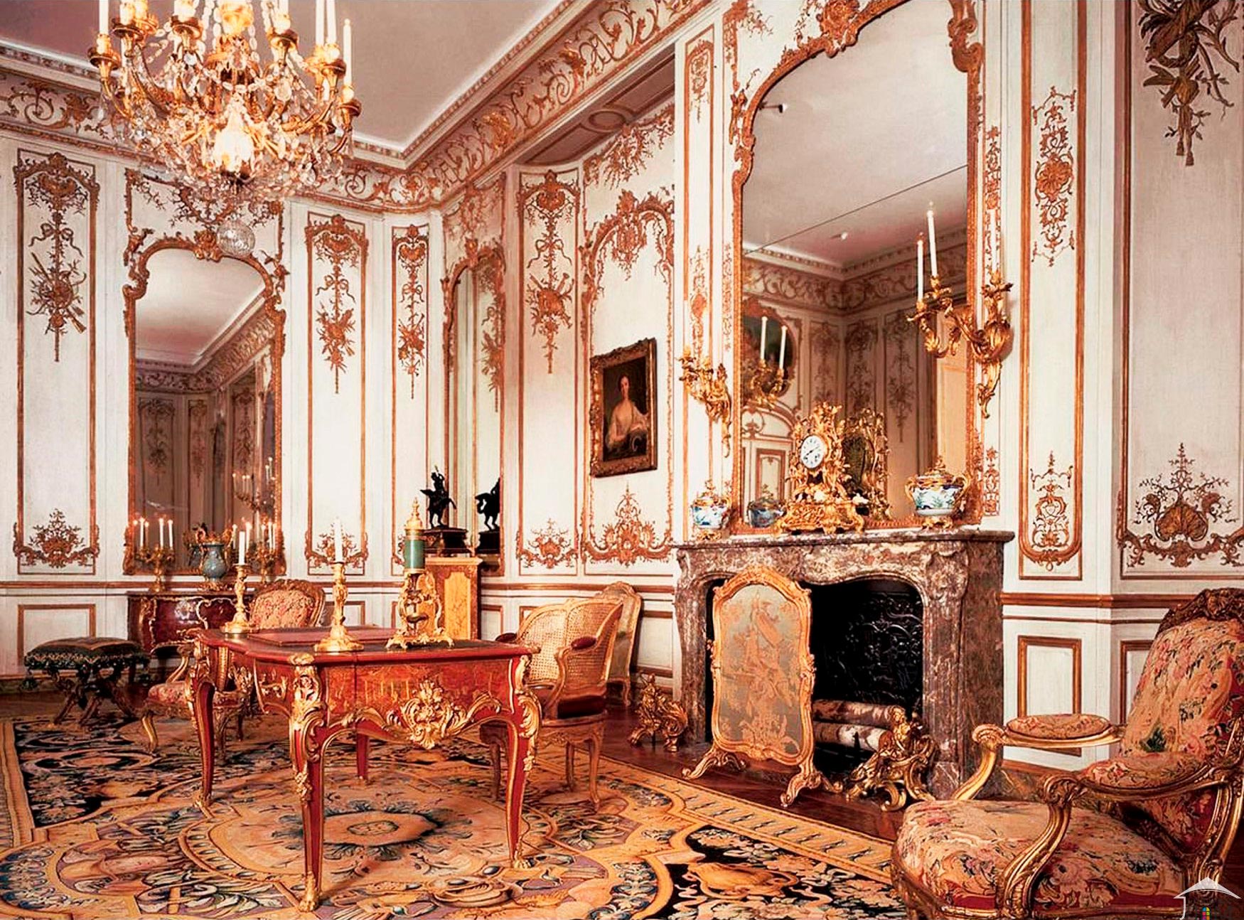 french baroque dining room