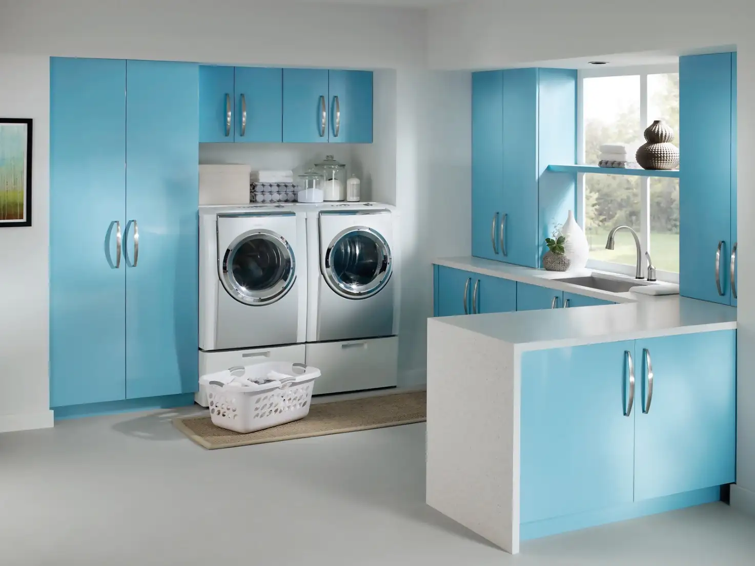 Metallic-Blue Laundry Room