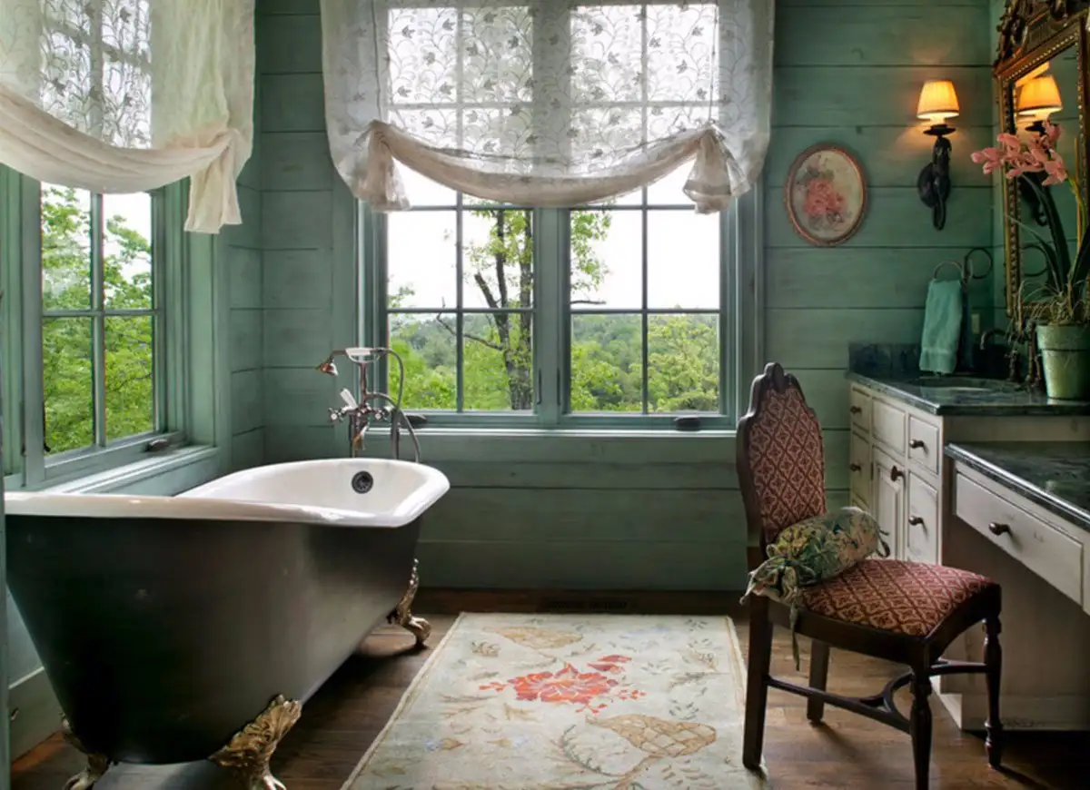 Vintage Bathroom Décor