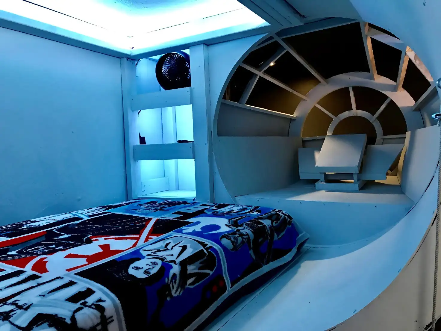 Light Up Star Wars-Inspired Bedroom