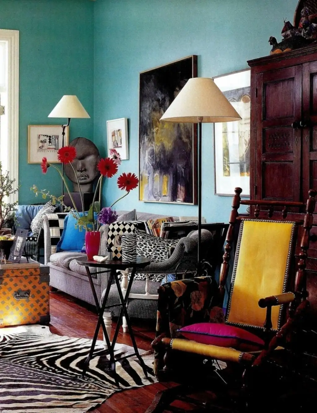 Eclectic decor: blending antique and modern items - Interior Design ...