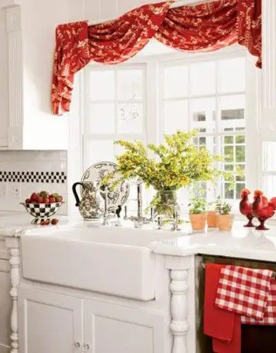 Elaborate valances