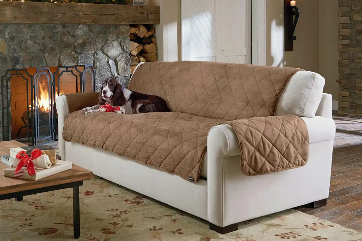 Pet-proof furniture covers