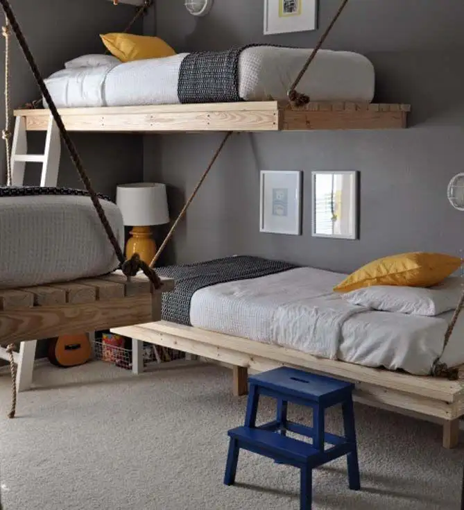 Add a college-chic feel by employing bunk beds in your teen’s bedroom