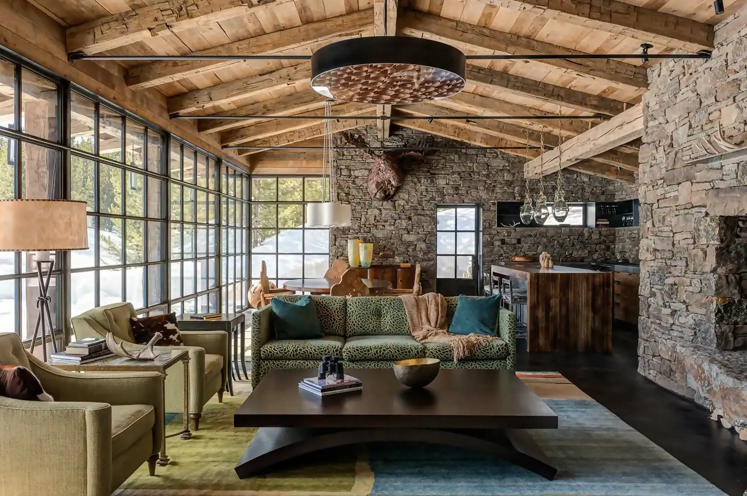 Nature-Inspired Rustic Décor