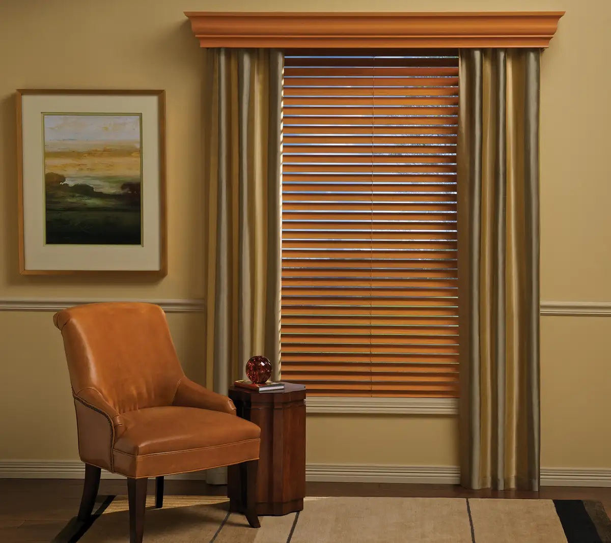 Hunter Douglas hardwood blinds