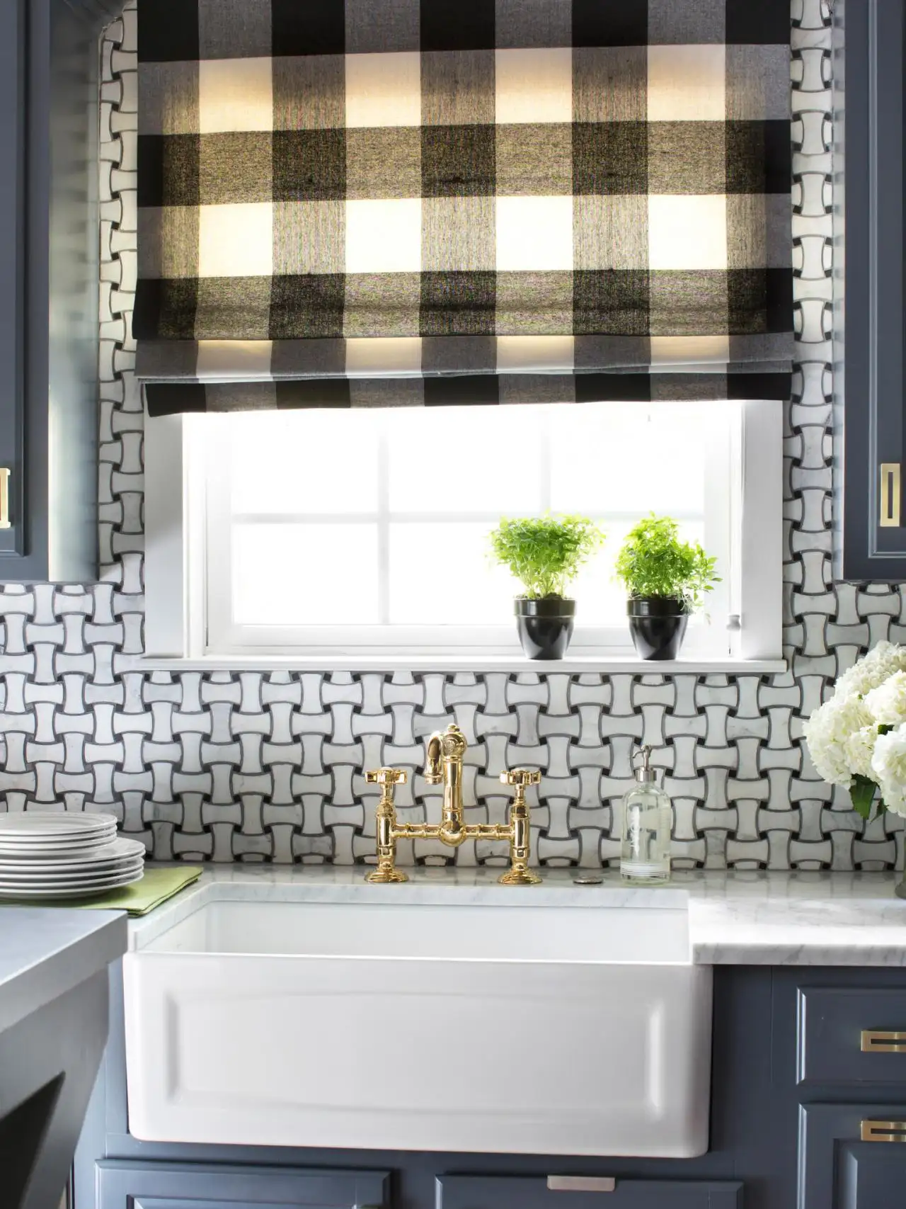 Black and white shades for kitchen