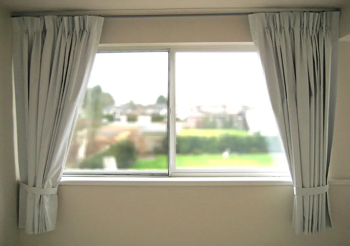 Short blackout curtains for small windows