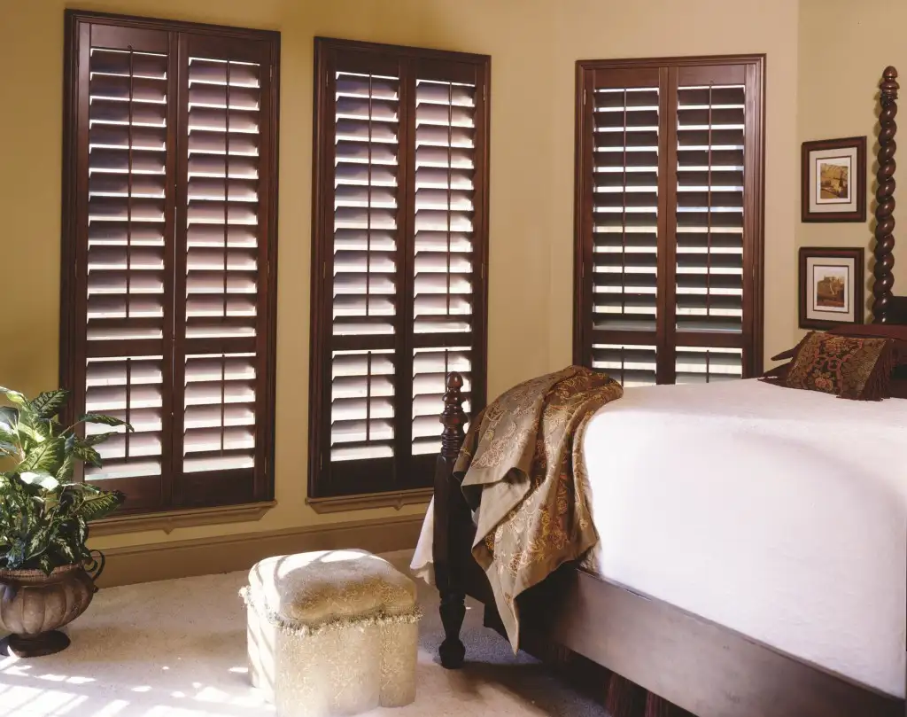 Wood shutters