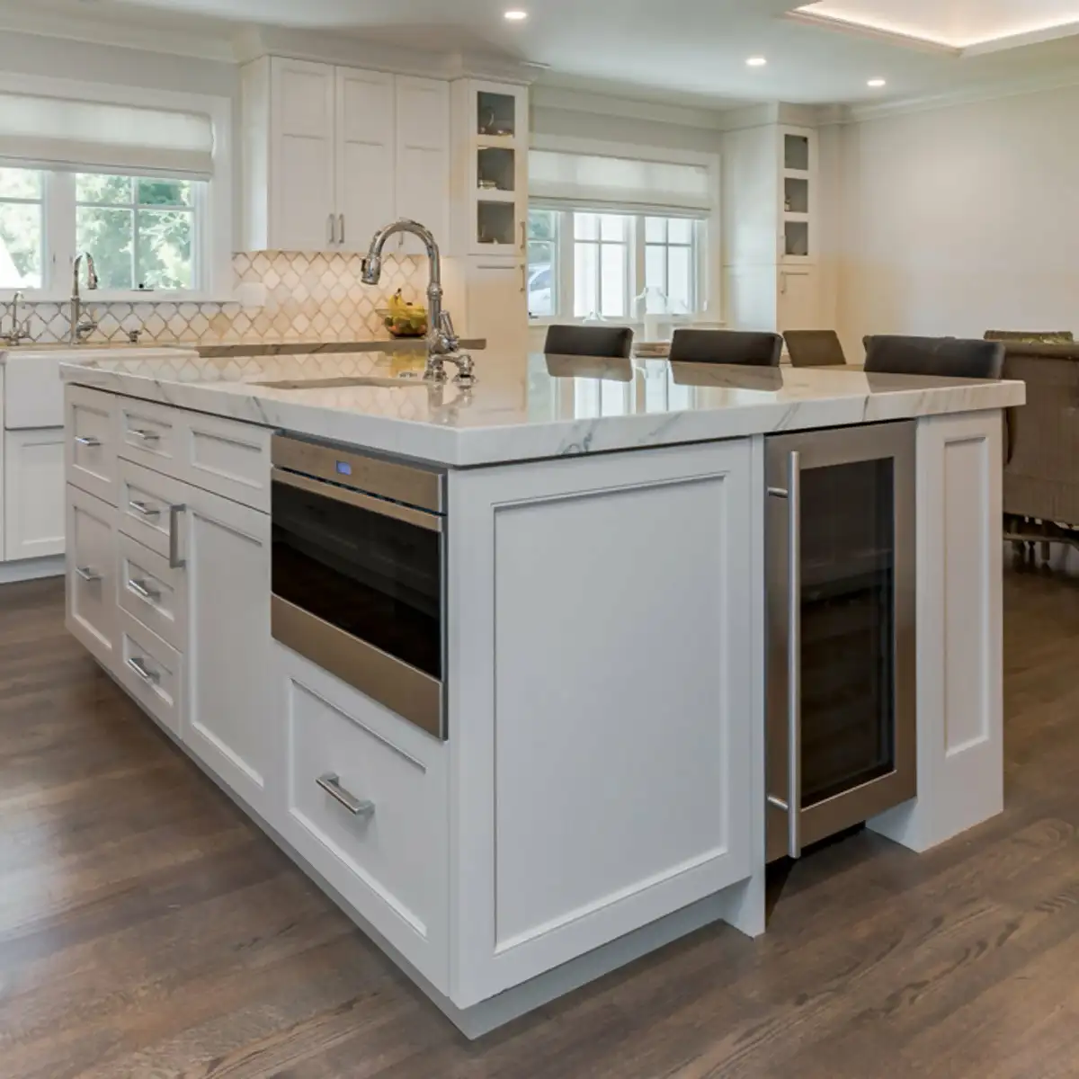 Functional Kitchen Island With Electricity And Water